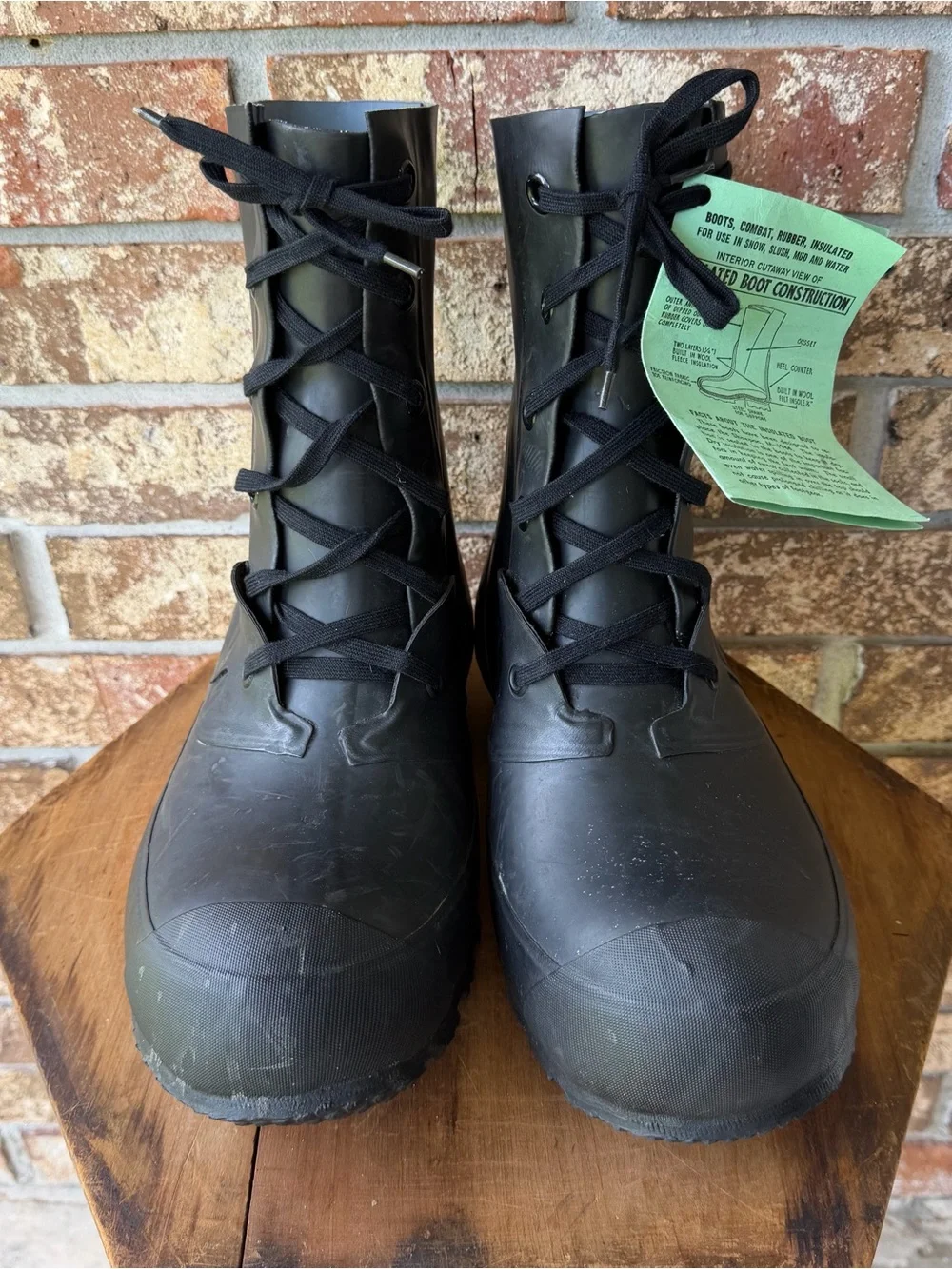 Men’s HOOD U.S. Military Rubber Boots Size 9W Extreme Cold Heavy Duty Excellent!